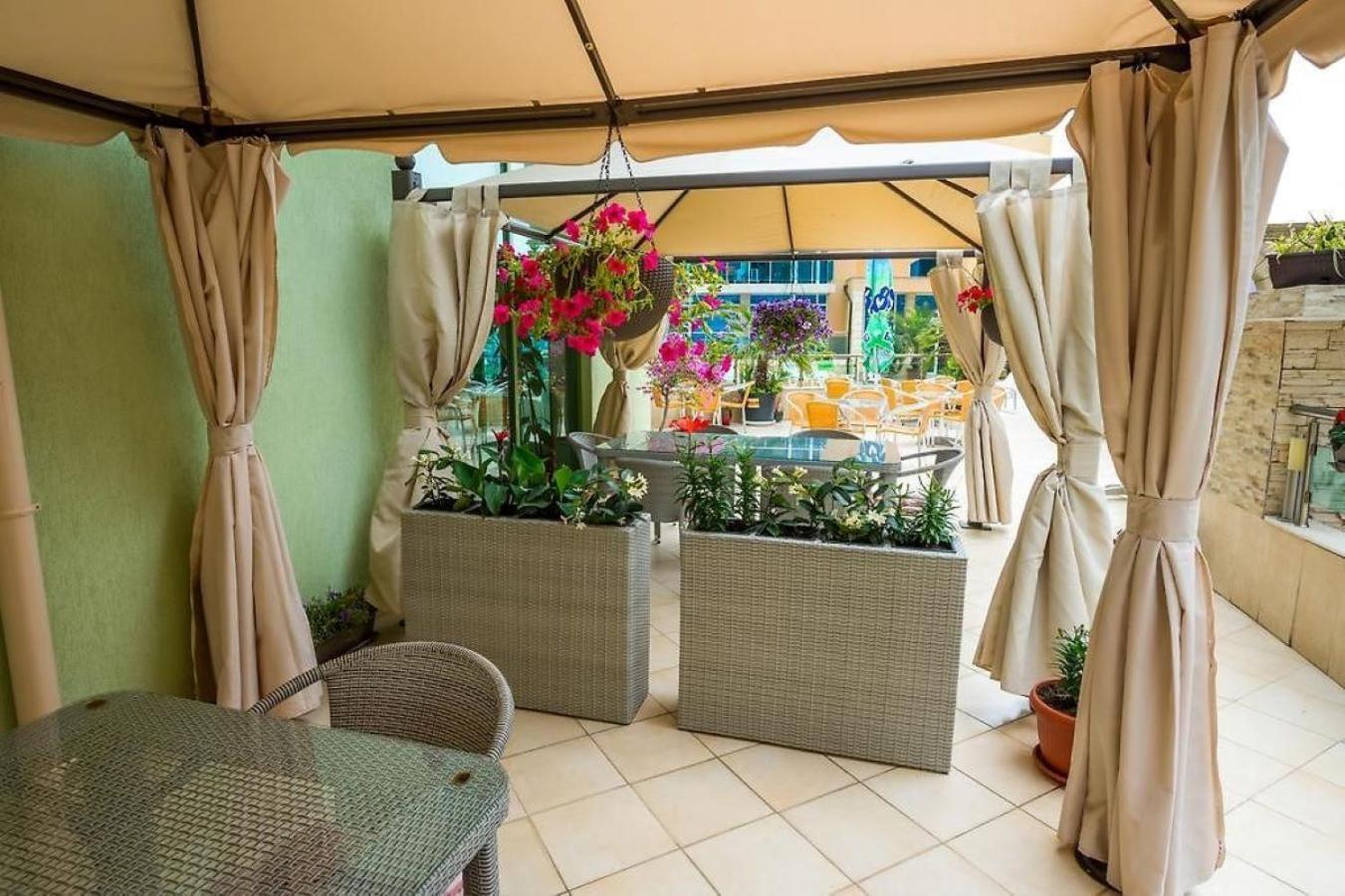 Family Gallery Hotel Sunny Beach